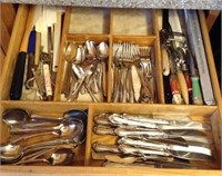 Silverware, kitchen utensils