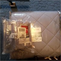 Full quilt & pillow cases