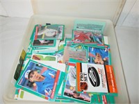 STORAGE BOX FULL WITH ASSORTED BASEBALL CARDS