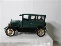1926 FORD FORDOR DIE CAST CAR