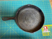 Cast iron skillet