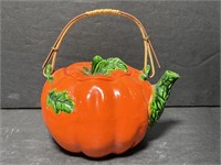 Vintage occupied japan Maruhon Ware tomato teapot