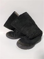 Classic UGG boots size 7 womans