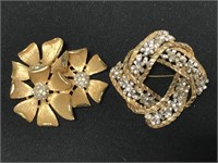 Elegant rhinestone brooch pair