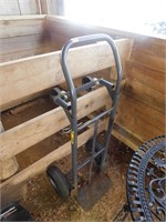 HAND TRUCK