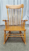 MAPLE ROCKER