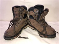 WORK BOOTS SIZE 8D