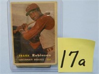 1957 Frank Robinson Baseball Card #35 -