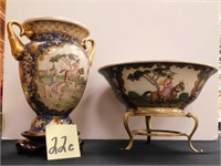 Andrea By Sedak Oriental 2-handle vase (7x13")  &