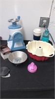 Group of kitchen items see pics