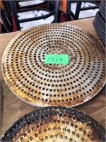(16) 18" PIZZA OVEN PANS