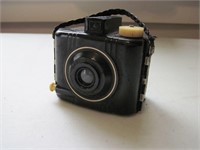 F437 - Vintage Baby Brownie Camera