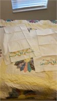 Dresden Yellow Quilt w/ Two Pillowcases