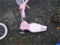 TODDLERS SCOOTER