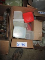 box of plastic containers