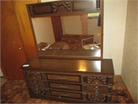 dresser with mirror nice shape