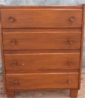 NICE SMALL 4 DRAWER CHEST OR NIGHTSTAND