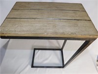 RUSTIC C-SHAPED TABLE