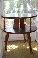 Two tier wooden table, Round 24 x 24"