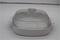 2.5 liter Corningware lidded casserole dish