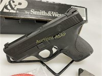 Smith & Wesson M&P Shield 40 Night Sights STD New
