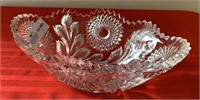 Early 4 mold pattern glass oval bowl
