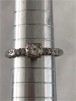 Unmarked 14k Vintage Diamond Ring