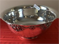 Plated silver punch bowl cornucopia pattern 8”