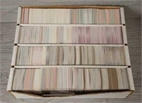 (4000) Count Of Football Cards