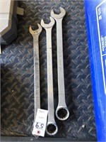 3-Wrenches (1 5/16", 1 3/8" & 1 1/2")