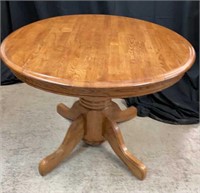 42” Round Drop Leaf Oak Table