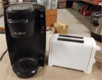 Mr. Coffee Keurig Maker & Toaster