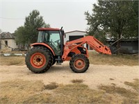2005 Kubota M9540 Tractor with loader