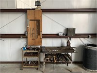 Work bench, vice, multiple hand tools