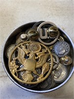 Vintage military metals and pins