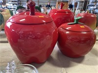 2 apple jars