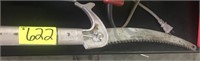 Pruning saw w/ 6ft aluminum handle