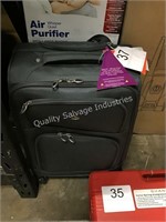 1 LOT AEROLITE LUGGAGE