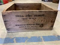 Small arms wooden crate