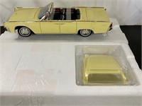 1961 Lincoln Continental Diecast Car