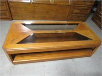 WOOD COFFEE TABLE WITH GLASS