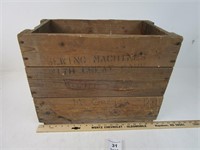 ANTIQUE SEWING MACHINE SHIPPING WOODEN BOX