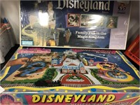 2 Disneyland Game, Playset.