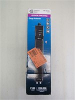NEW 7 Outlet Power Strip Retail$19.97