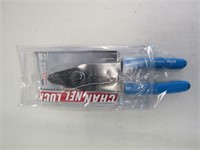 NEW 8-1/4 IN Wiring Tool Retail$13.45