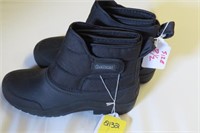 MUCK BOOTS- SZ. 8.5