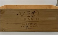 vintage VEI Grande cabernet sauvignon wooden crate