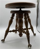 claw and ball piano stool