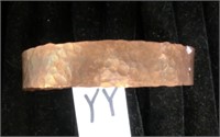 narrow hammered copper bracelet