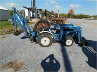 FORD 1200 DIESEL TRACTOR